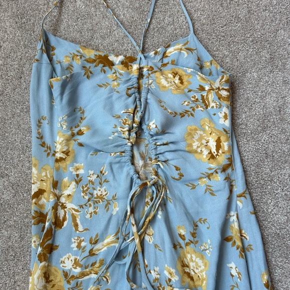 Reformation dress🌷🌷🌷🌷🌷 - Picture 8 of 11